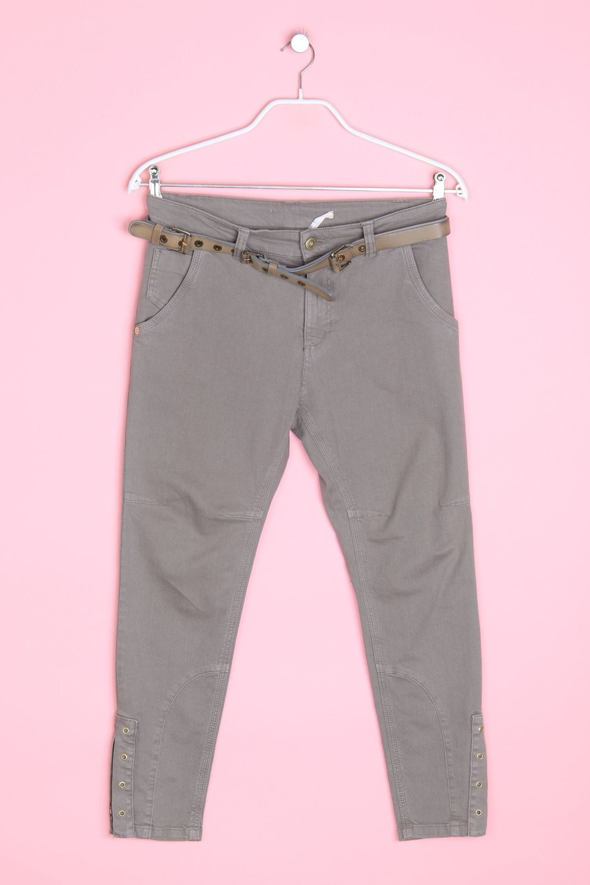 SCHUHMACHER - Cropped-Jeans mit Gürtel - D 40