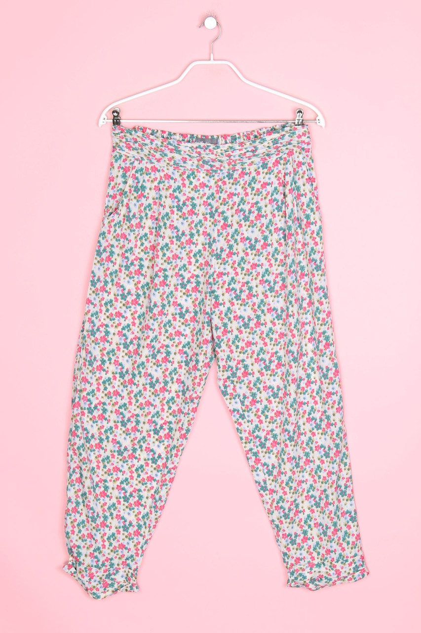 cachet - Pants with Flower Print - D 36-38
