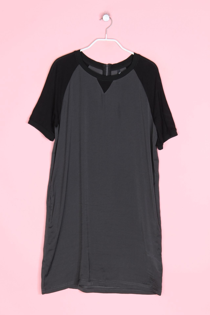 Pepe Jeans - Two Tone-dress with Logo Plaque - S