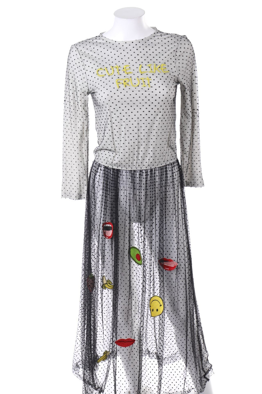 No Label - dress with Embroideries with Patches - M