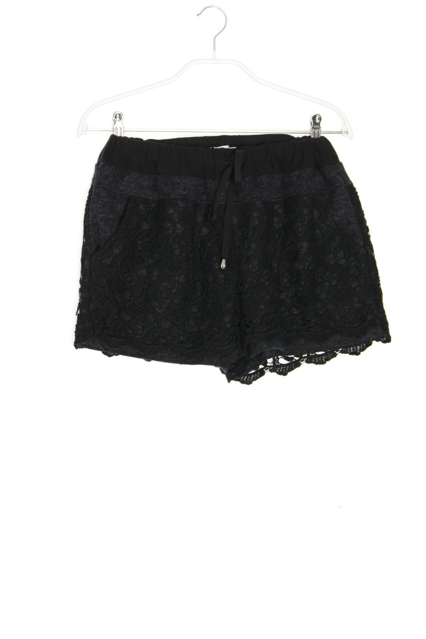 SECONDHAND - Shorts with wool with Lace Insert - D 34