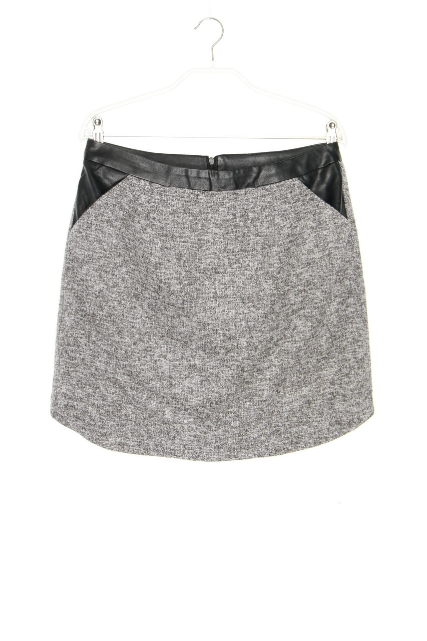 AMISU - Skirt with Faux Leather Details - D 40