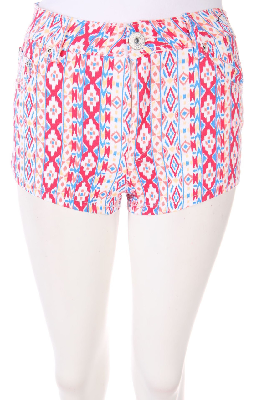 Parisian Collection - Shorts with Ethno Print - D 34