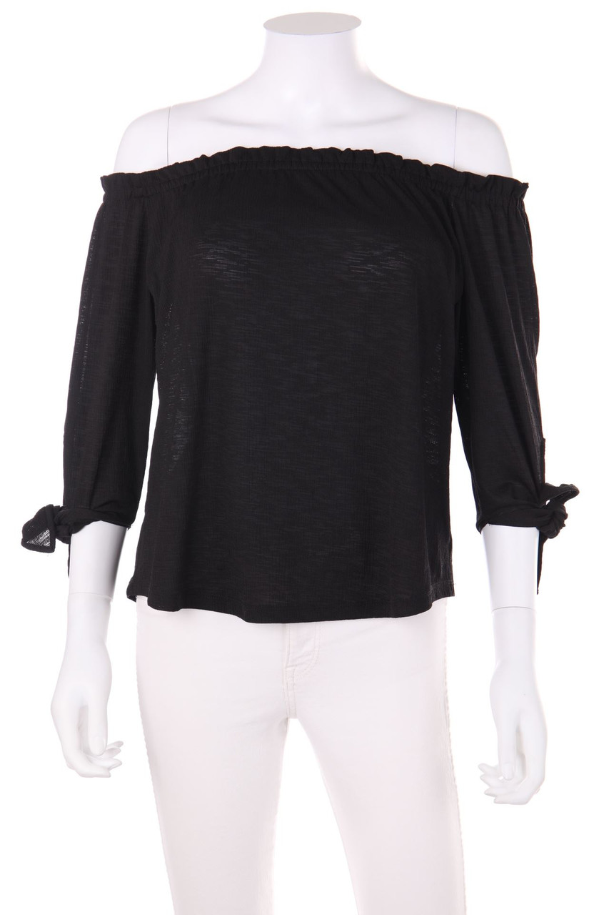 Bershka - Off-the-shoulder blouse with Ruffles - S