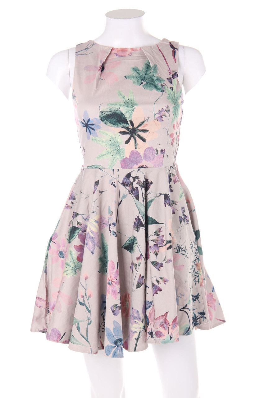 Closet - Party Dress with floral print - D 32