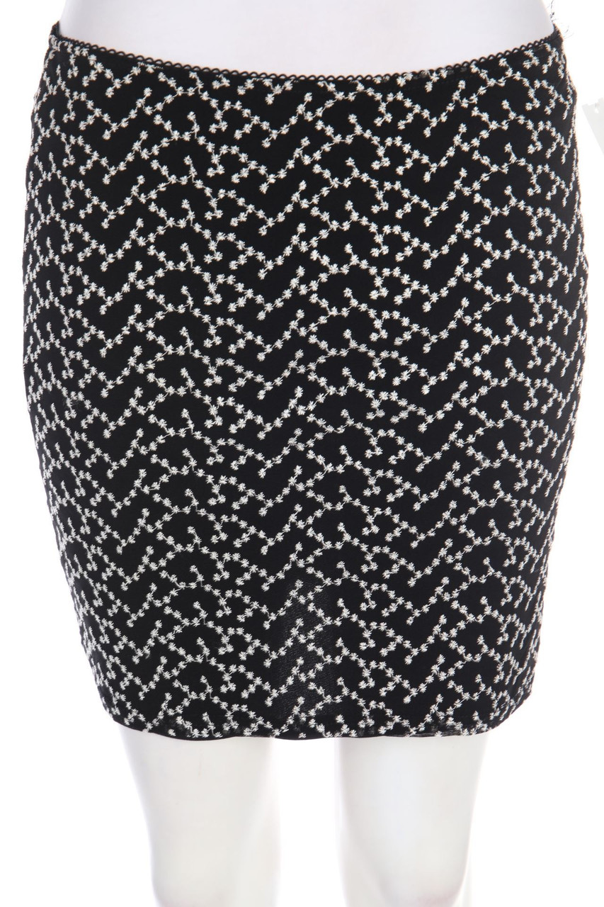 TALLY WEiJL - Stretch-Skirt with Embroideries - D 36-38