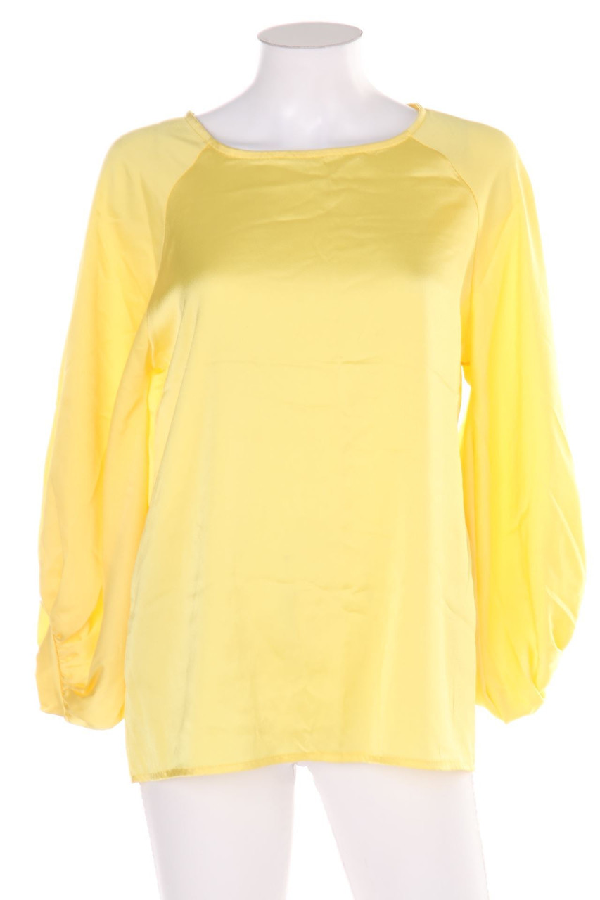 zuiki - Blouse with Ruffles - L