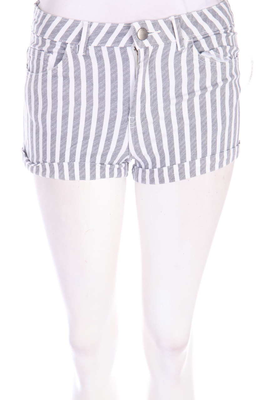 H&M - Shorts mit Streifen - D 32