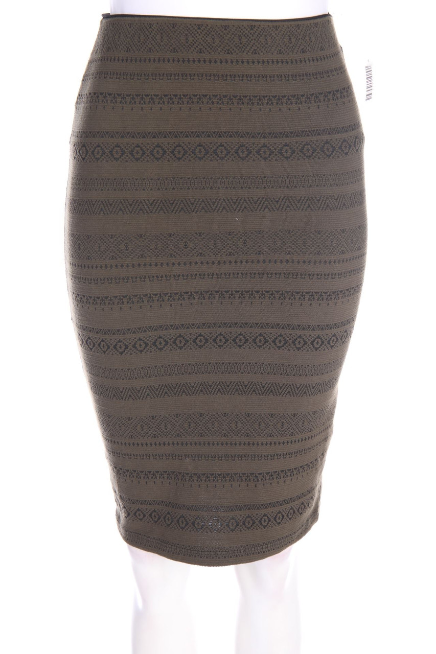 Bershka - Skirt with Geo Pattern - S