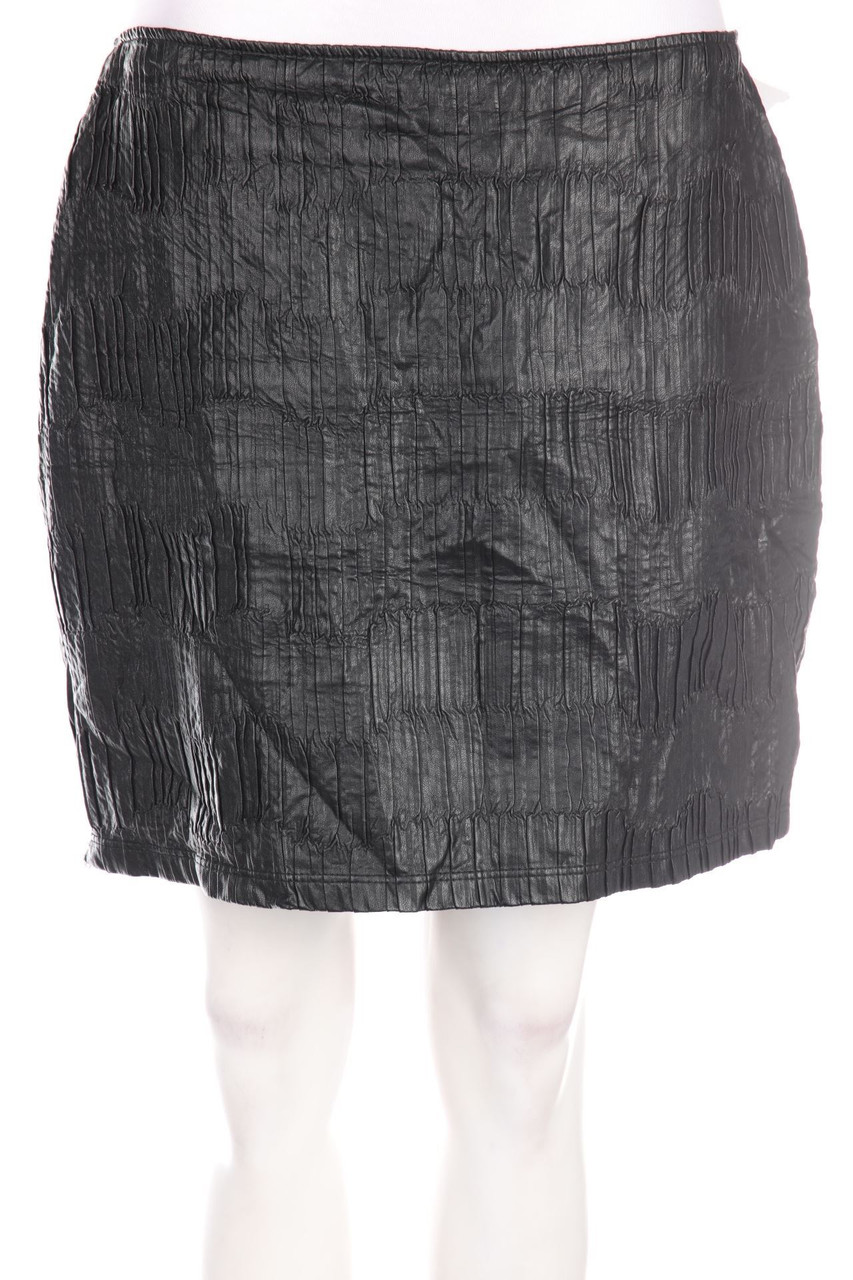 No Label - faux leather mini-skirt - L