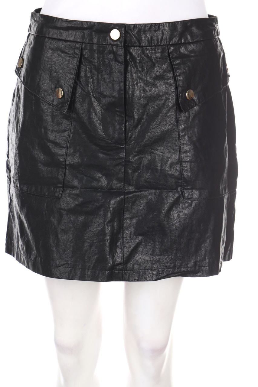 ZARA - faux leather mini-skirt - M