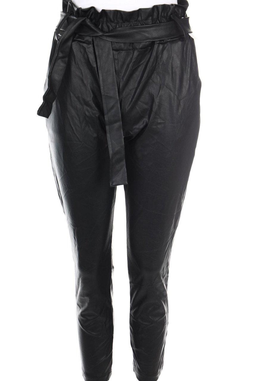 VERO MODA - Paperbag-Hose aus Kunstleder - D 36