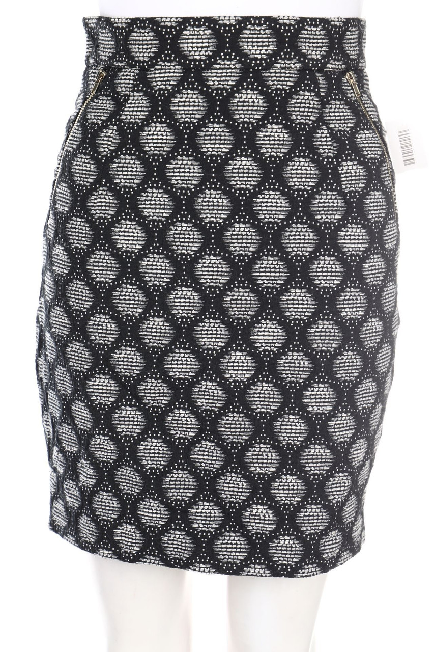 No Label - Skirt with Dots - D 36