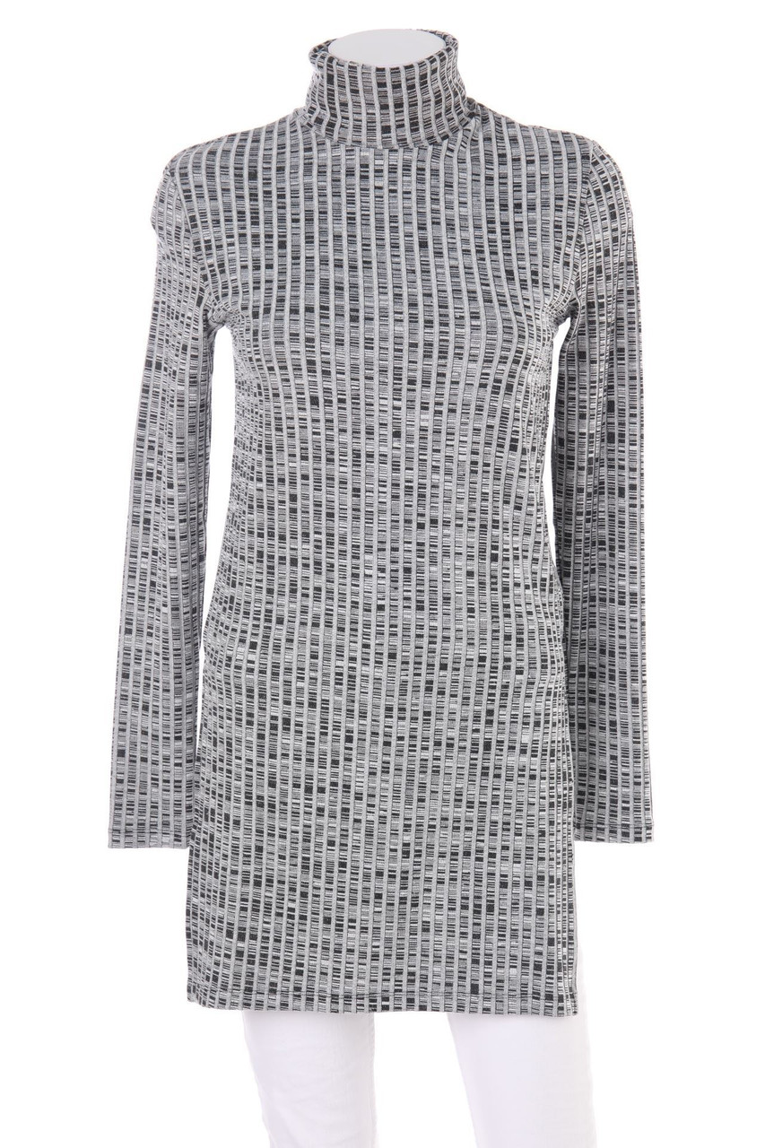 Miss LIBERTO - Longsleeve-Shirt with Slit - S