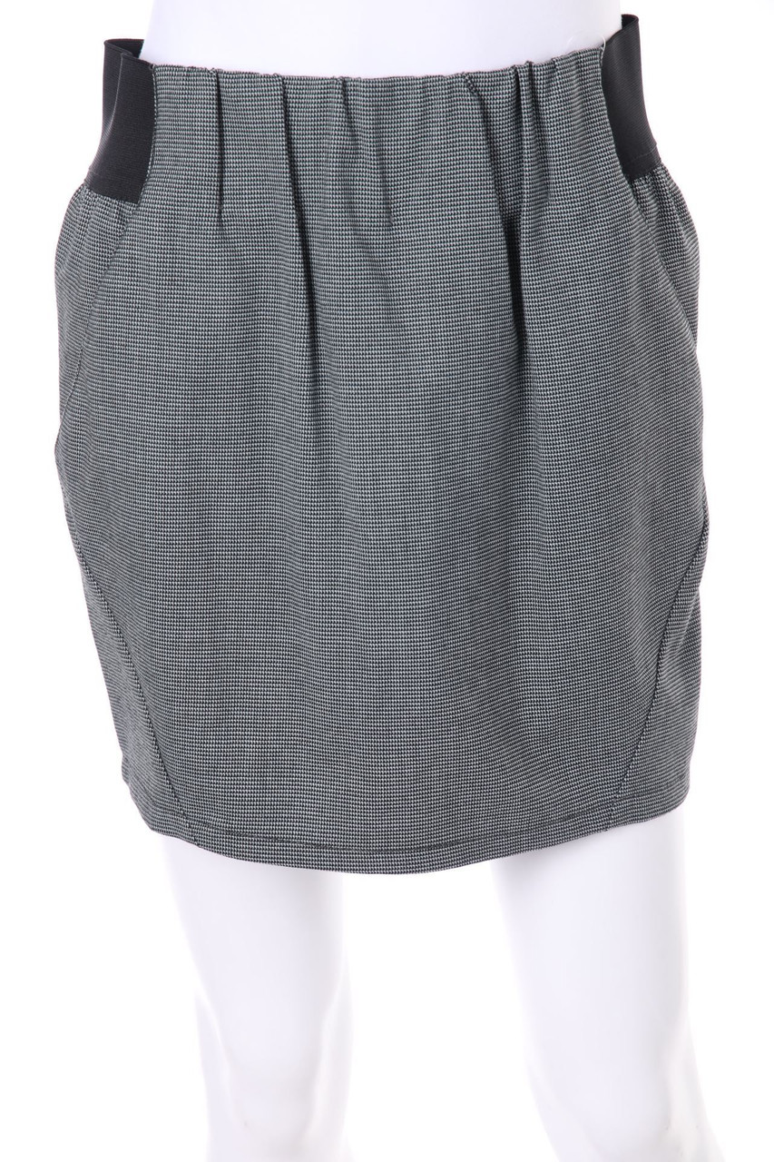 Stradivarius - Skirt with Pattern - M