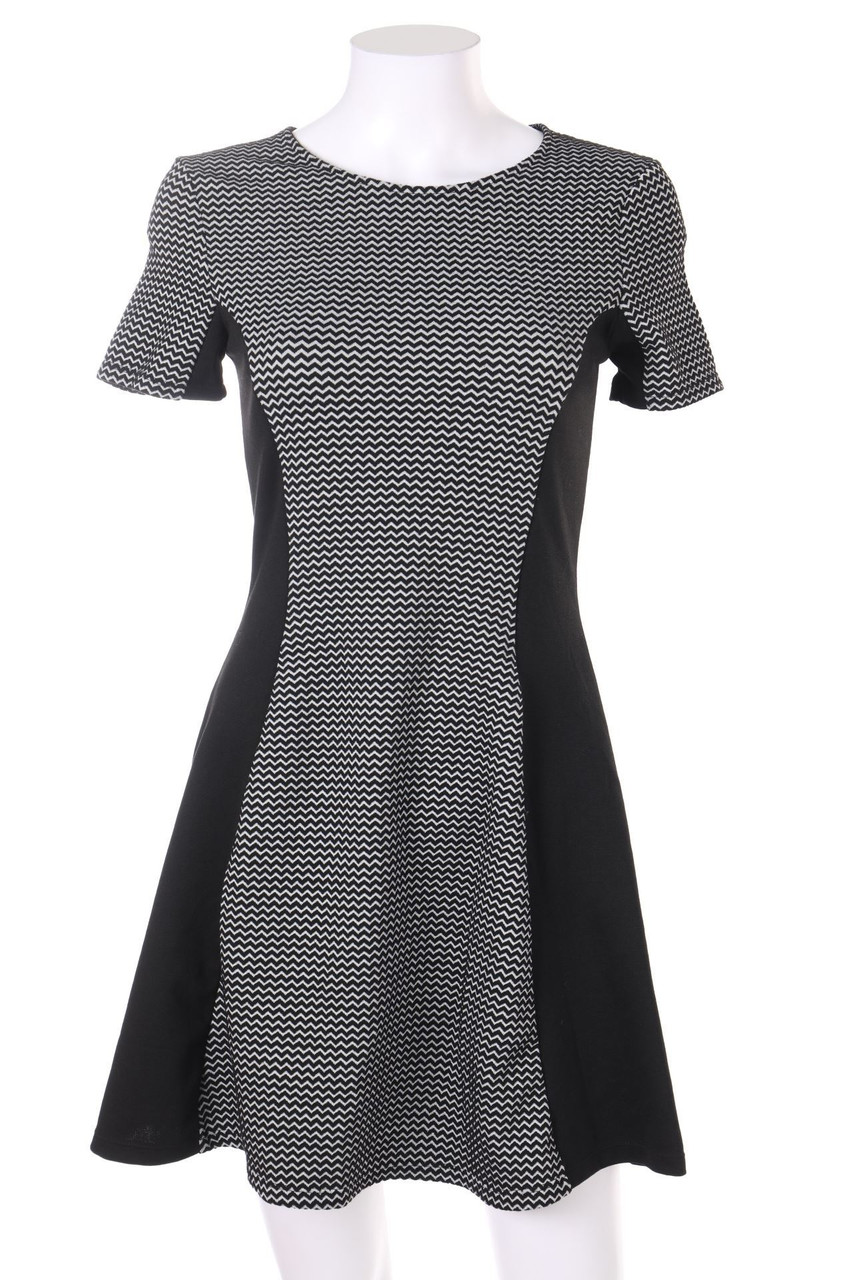 H&M DIVIDED - Kleid mit Zickzack-Muster - D 36