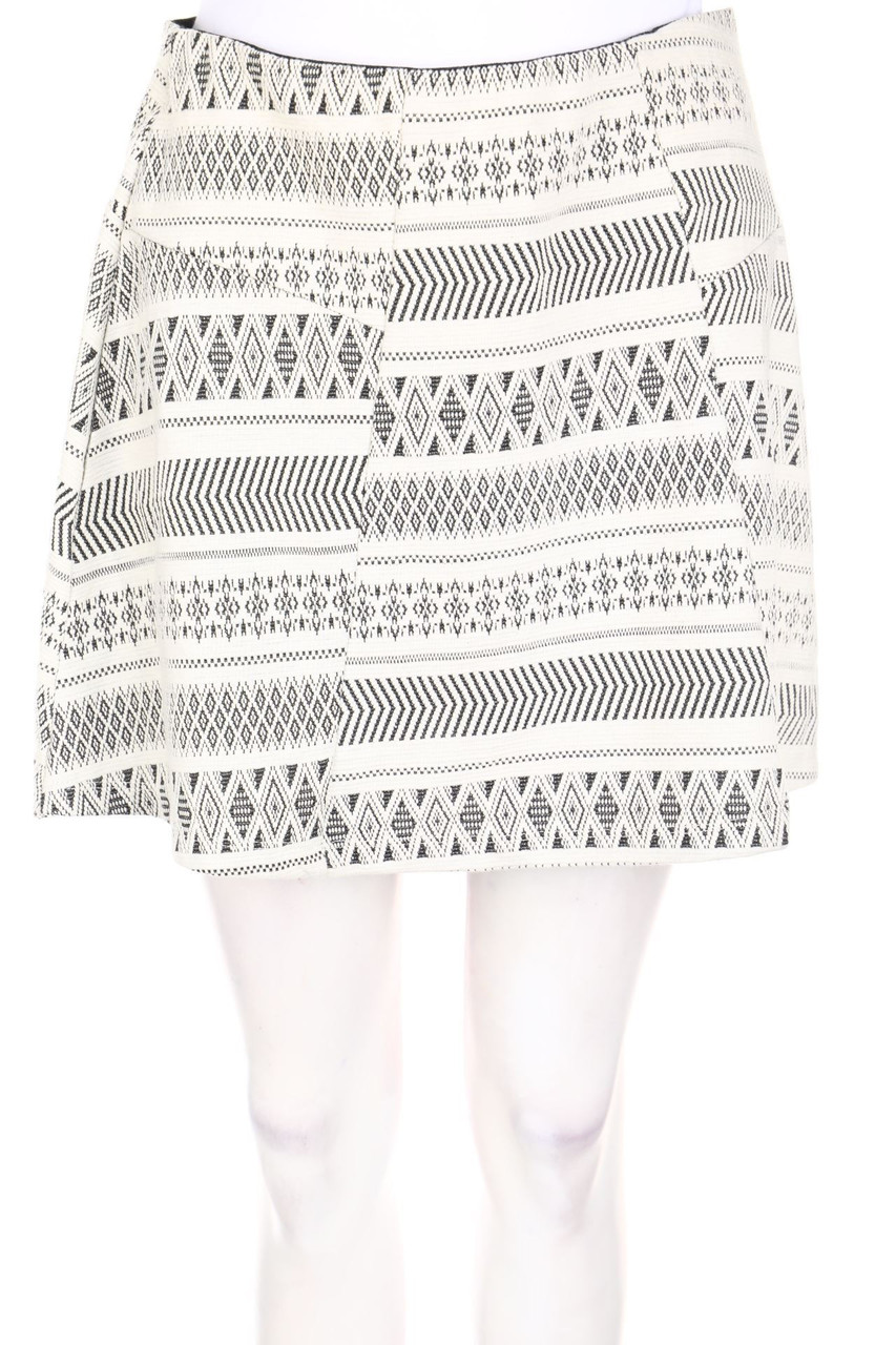 Bershka - Skirt with Geo Pattern - L