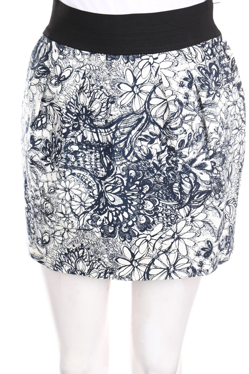 ZARA - Skirt with floral print - S