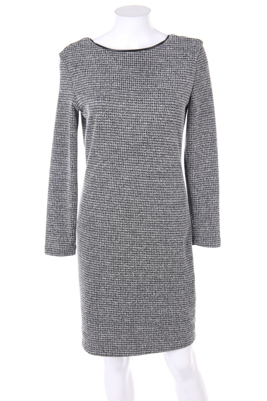 MANGO - Strickkleid mit tiefem Ausschnitt - M