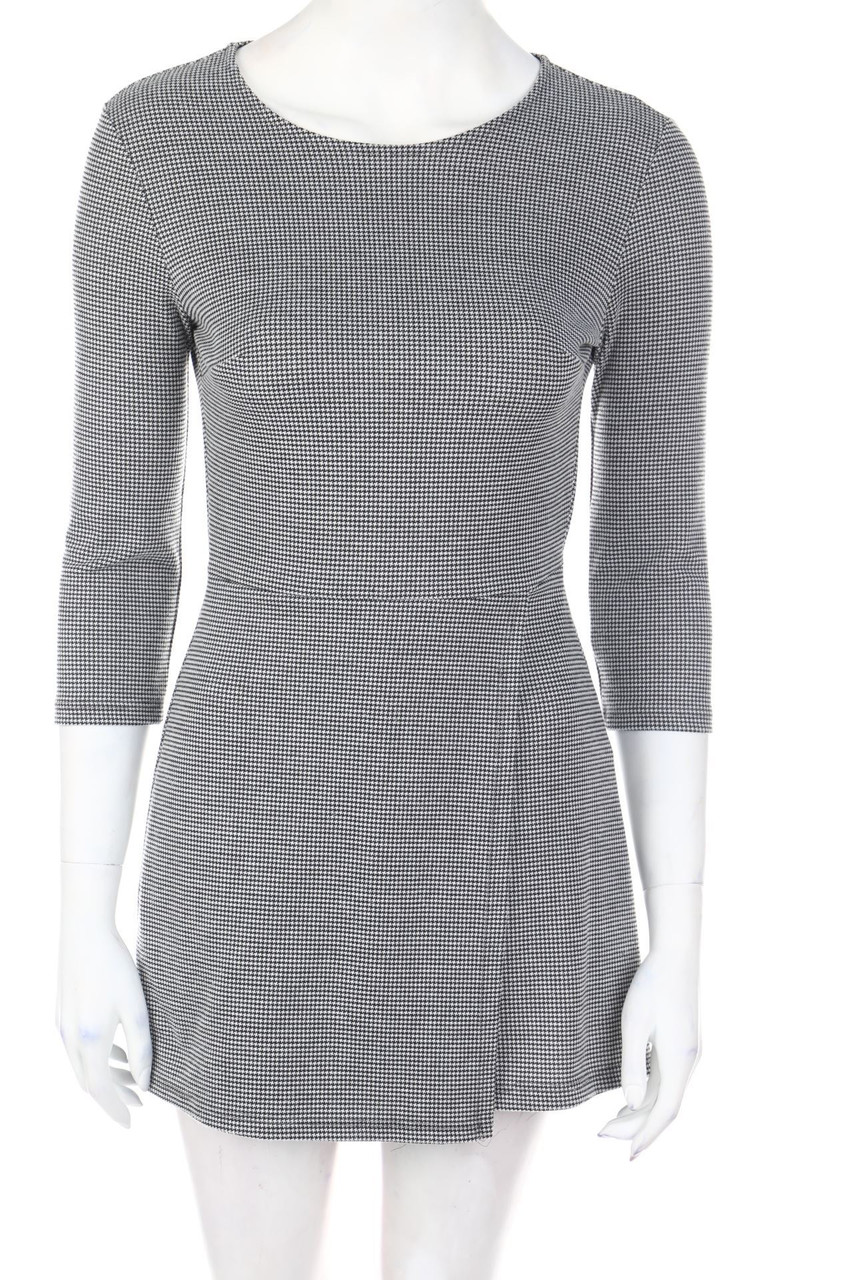 Bershka - dress with Houndstooth Pattern - S