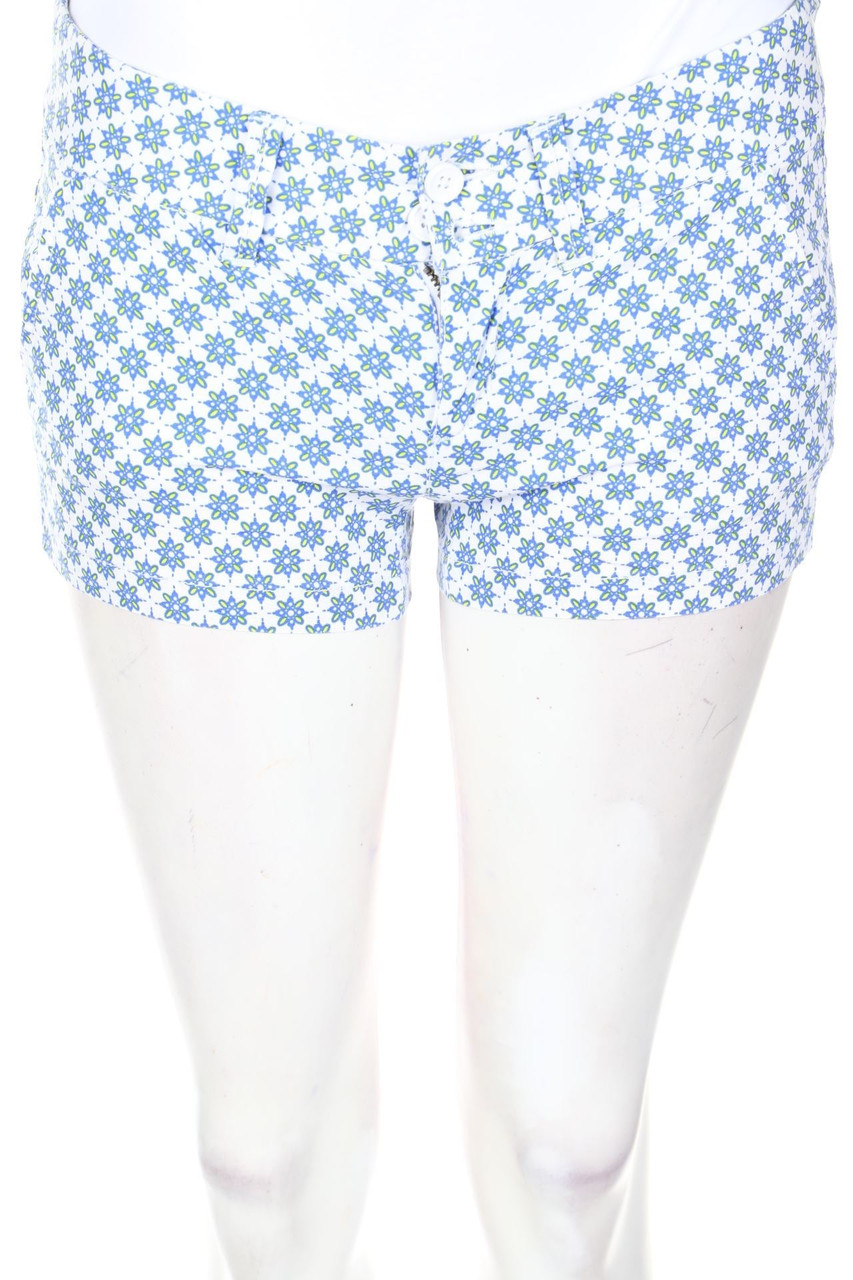 UNITED COLORS OF BENETTON - Shorts with floral print - D 34