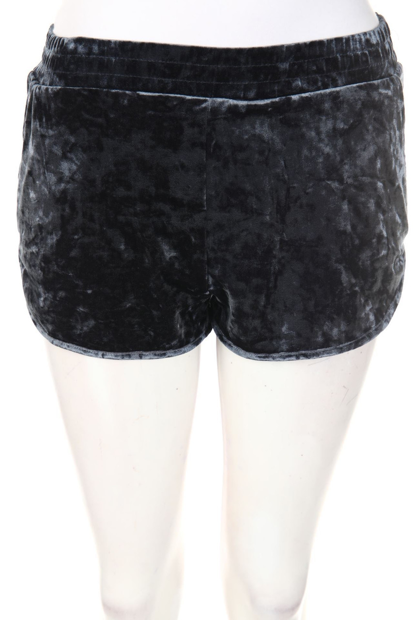 H&M - Hotpants aus Samt - XS