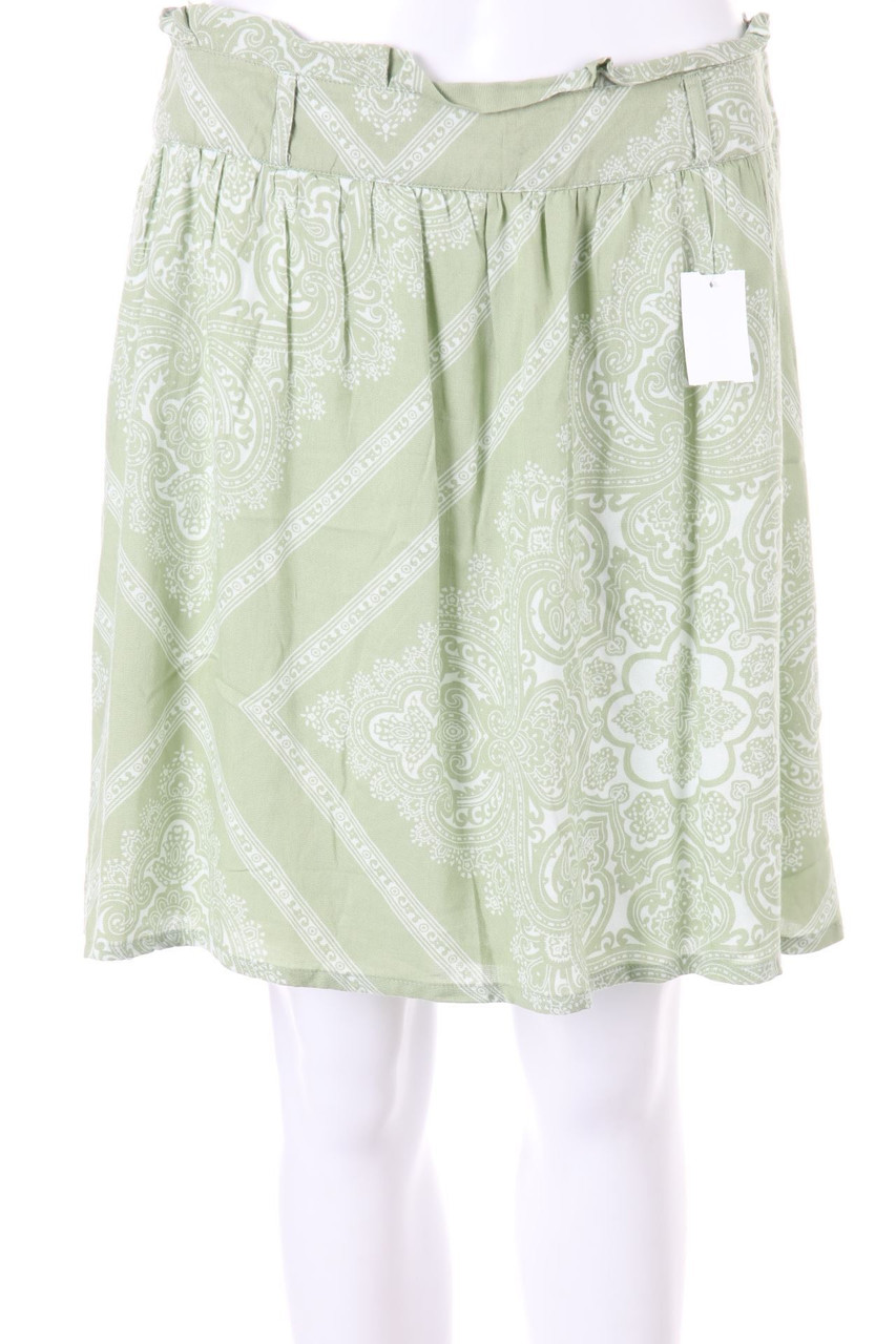 BROADWAY NYC FASHION - Skirt with Paisley Print - D 38