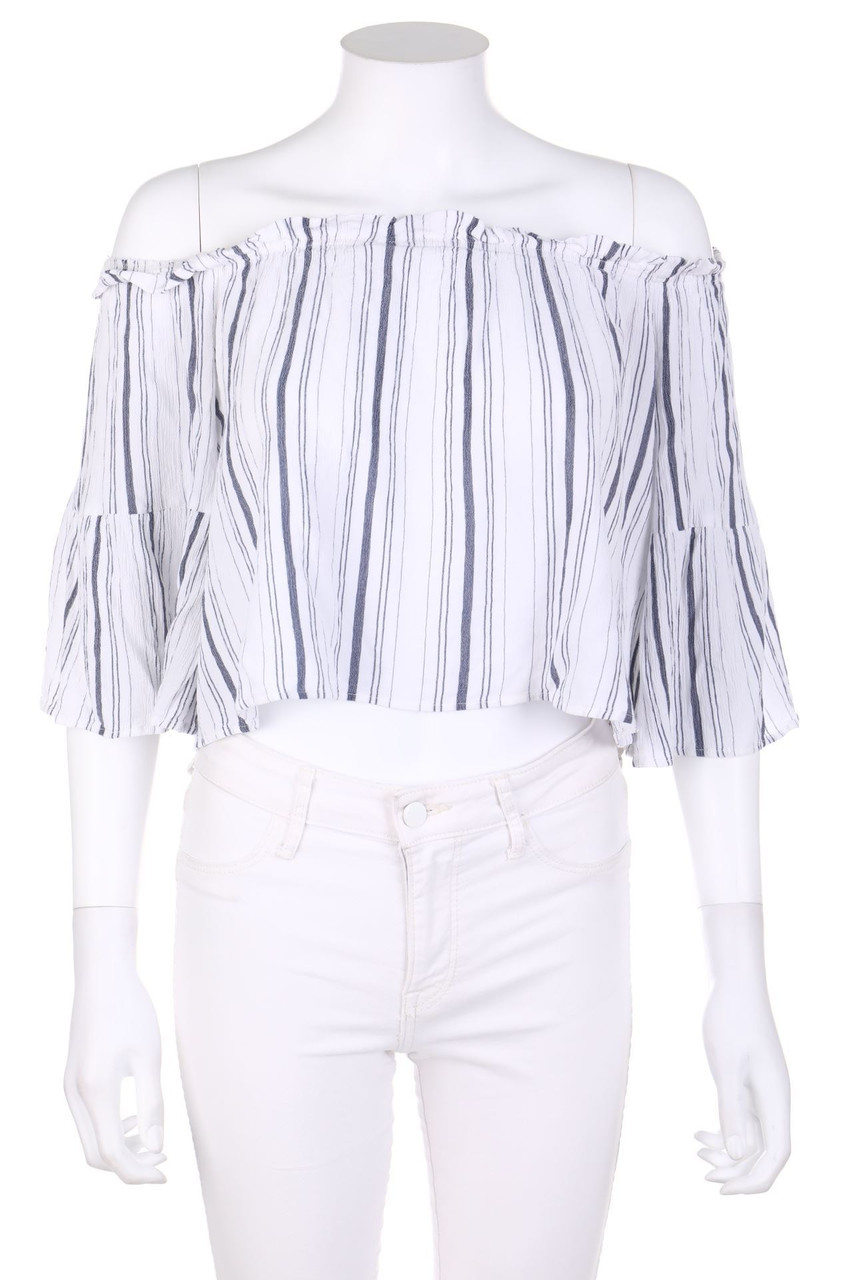 Bershka - Cropped-Stripe Off-the-shoulder blouse with Frills - L