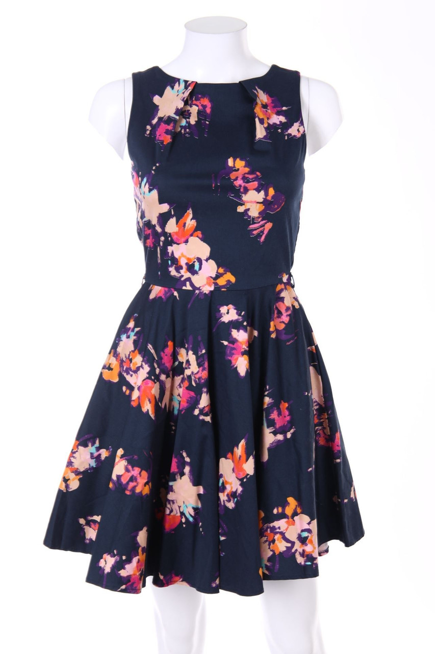 Closet - A-line-Dress with Print - D 32