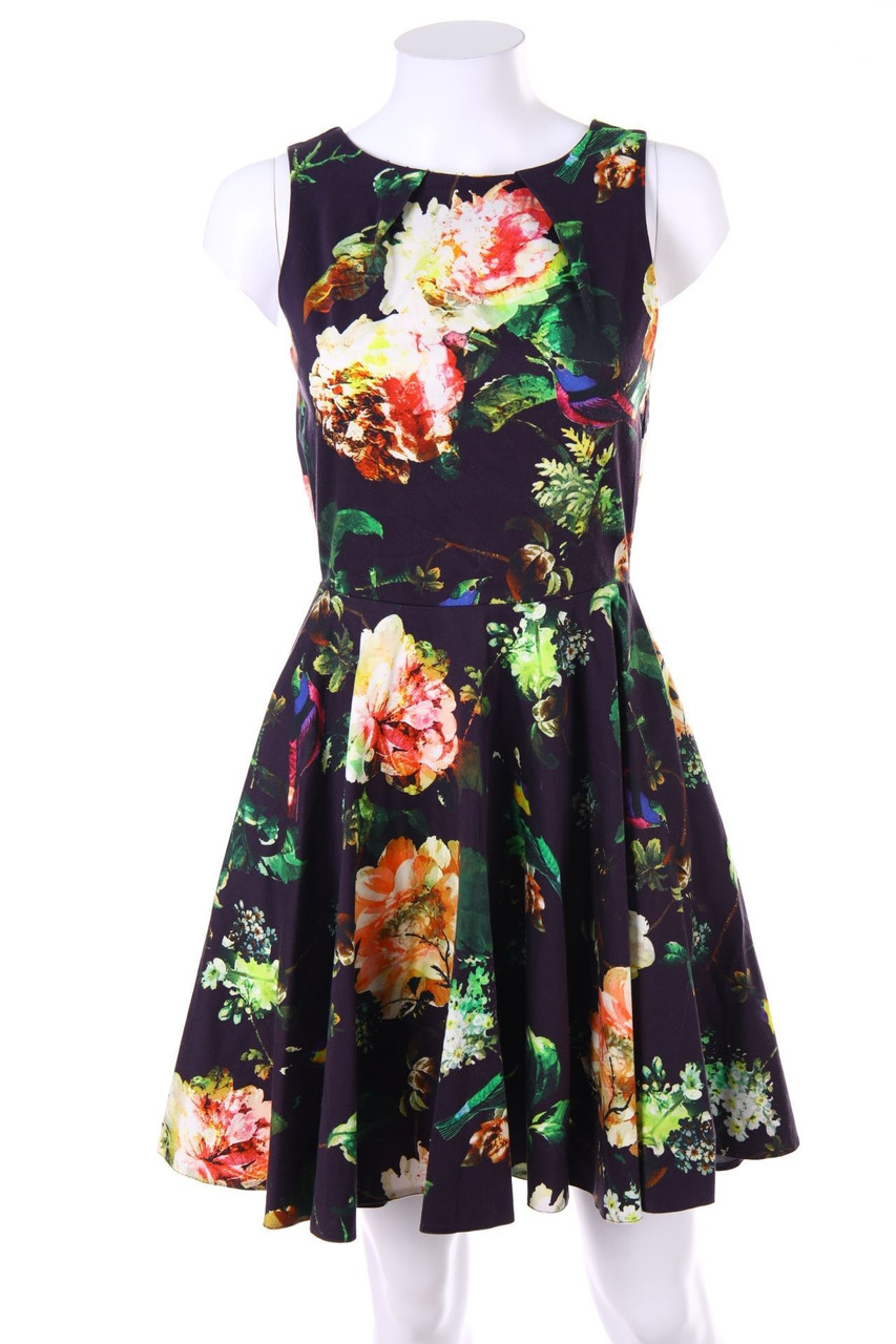 Closet - Mini Dress with floral print - D 32