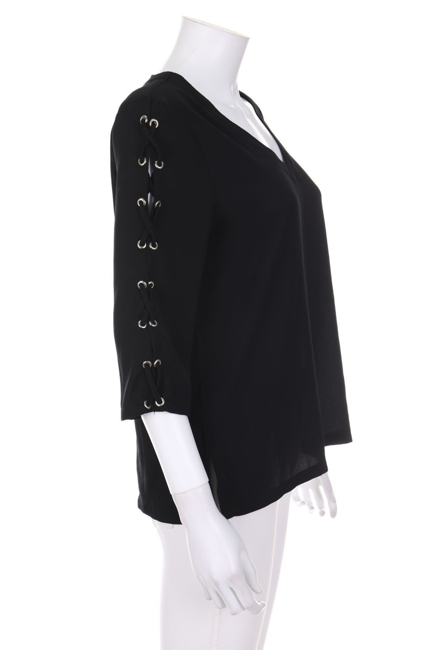 IN VOGUE - Blouse with Lacing - M