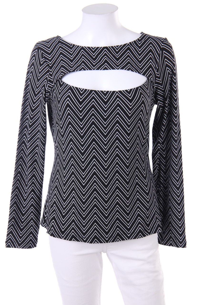 Chicorée - Longsleeve-Shirt with Cut-Out - M