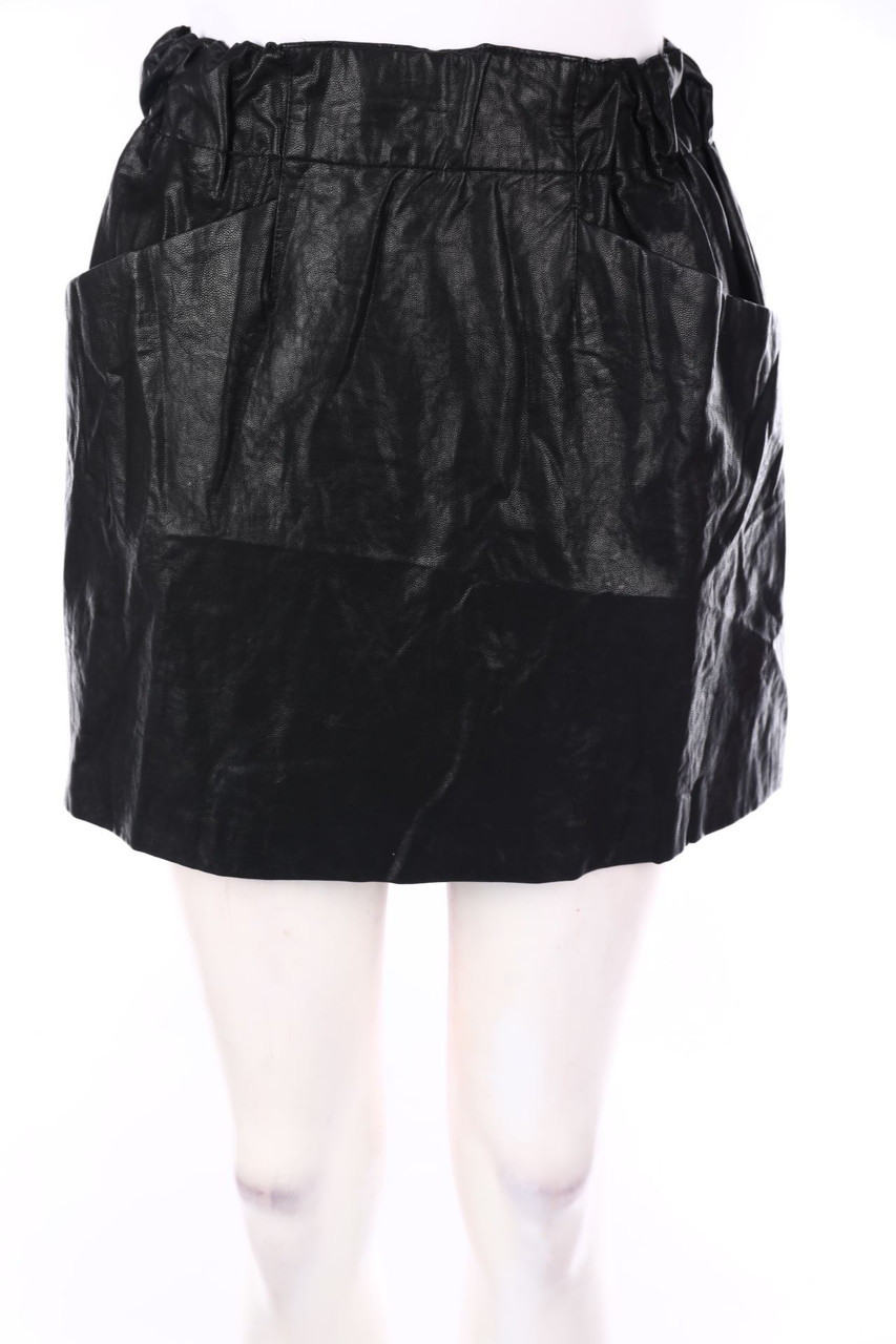 ZARA - faux leather mini-skirt - S