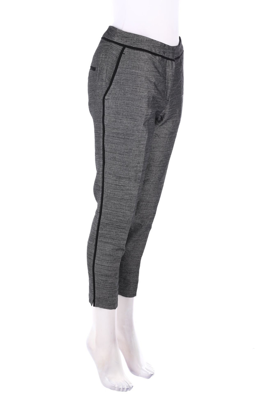 H&M - Bundfaltenhose aus Viskose-Mix - D 36