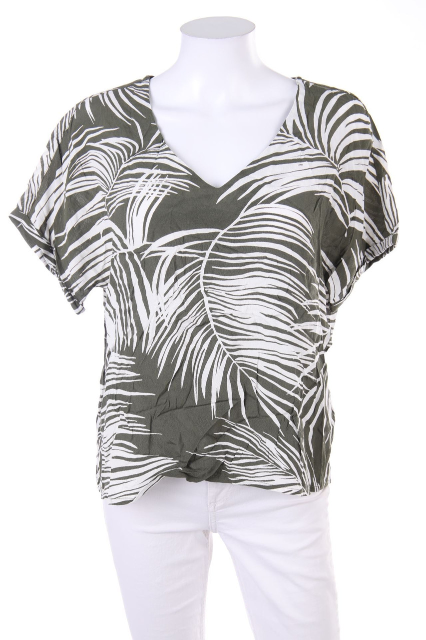 ONLY - Batwing-Shirt mit Tropical Print - D 36