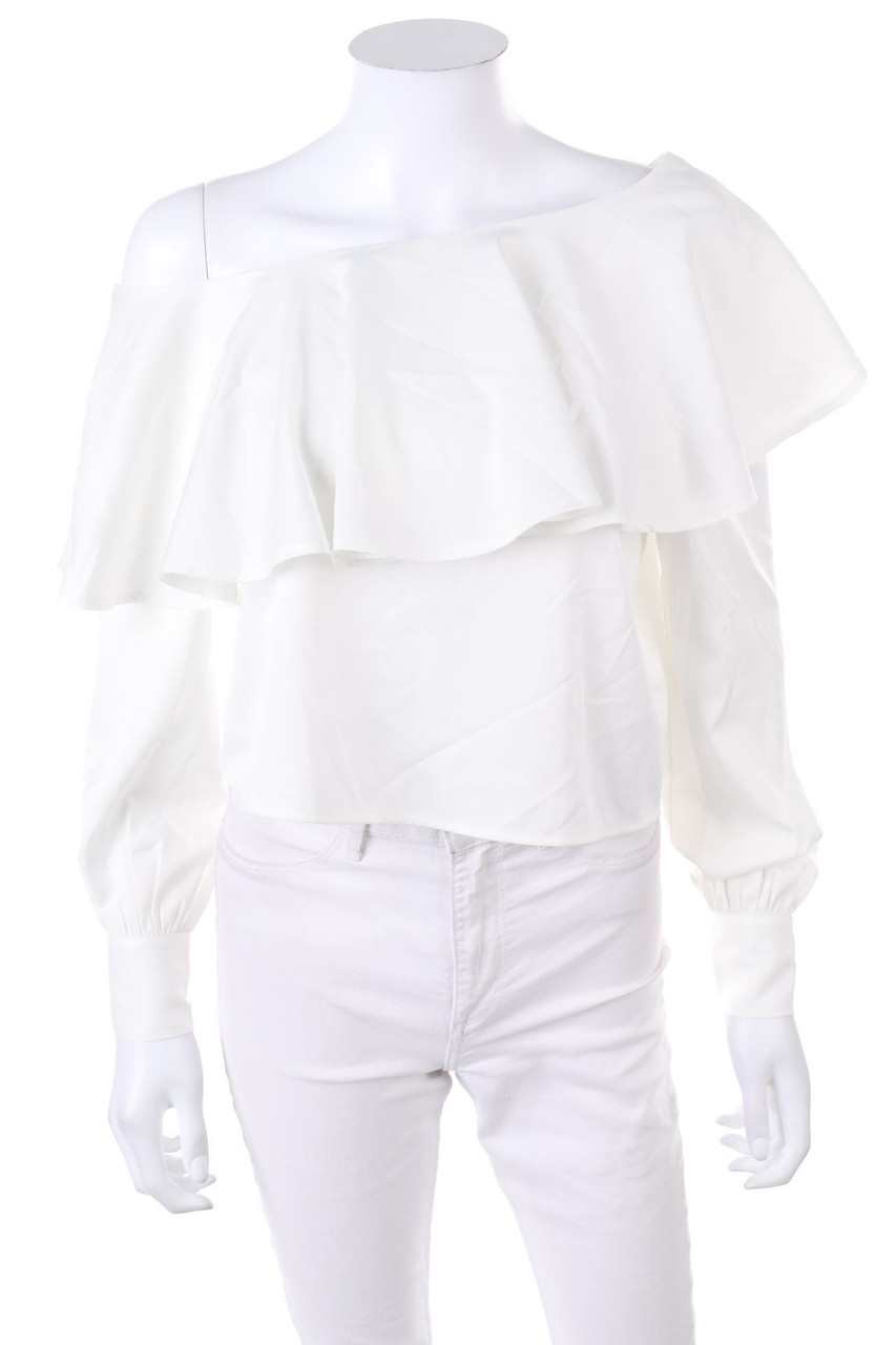 FASHION UNION - Carmen-Bluse mit Volants - D 34