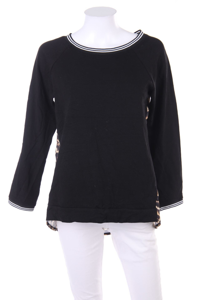 Liebesglück - Longsleeve-Shirt with Leo Print - XS