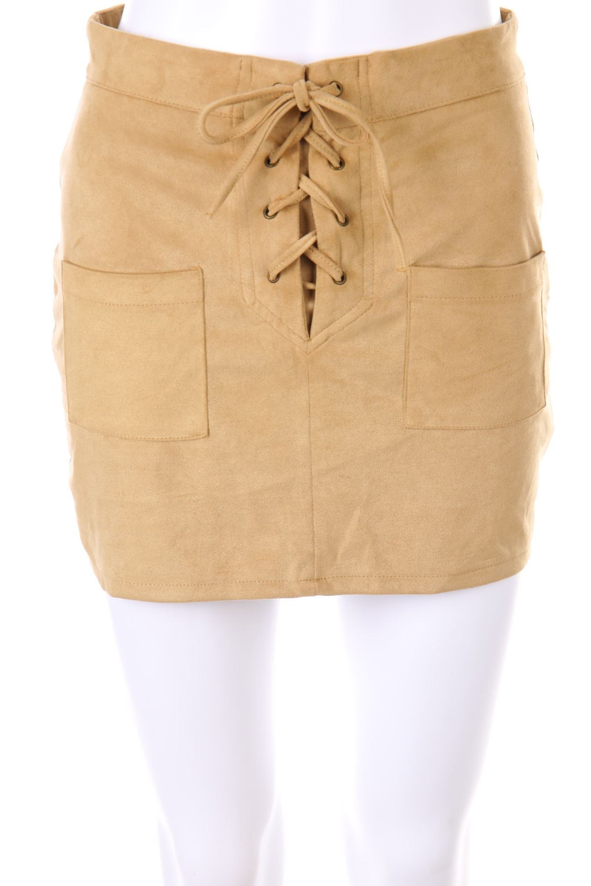 PULL&BEAR - Faux Leather-Mini-Rock mit Schnürung - S