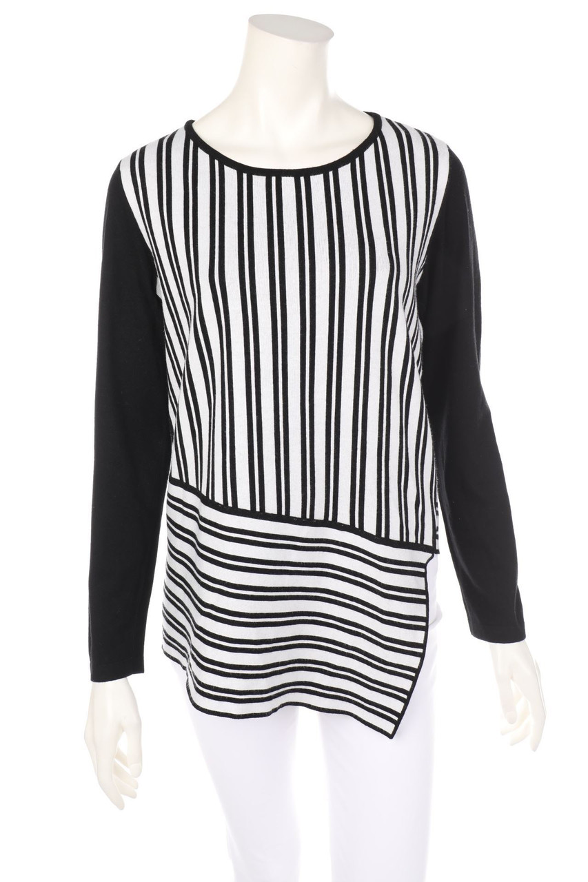 Max Mara WEEKEND - Strick-Pullover mit asymmetrischem Schnitt - M