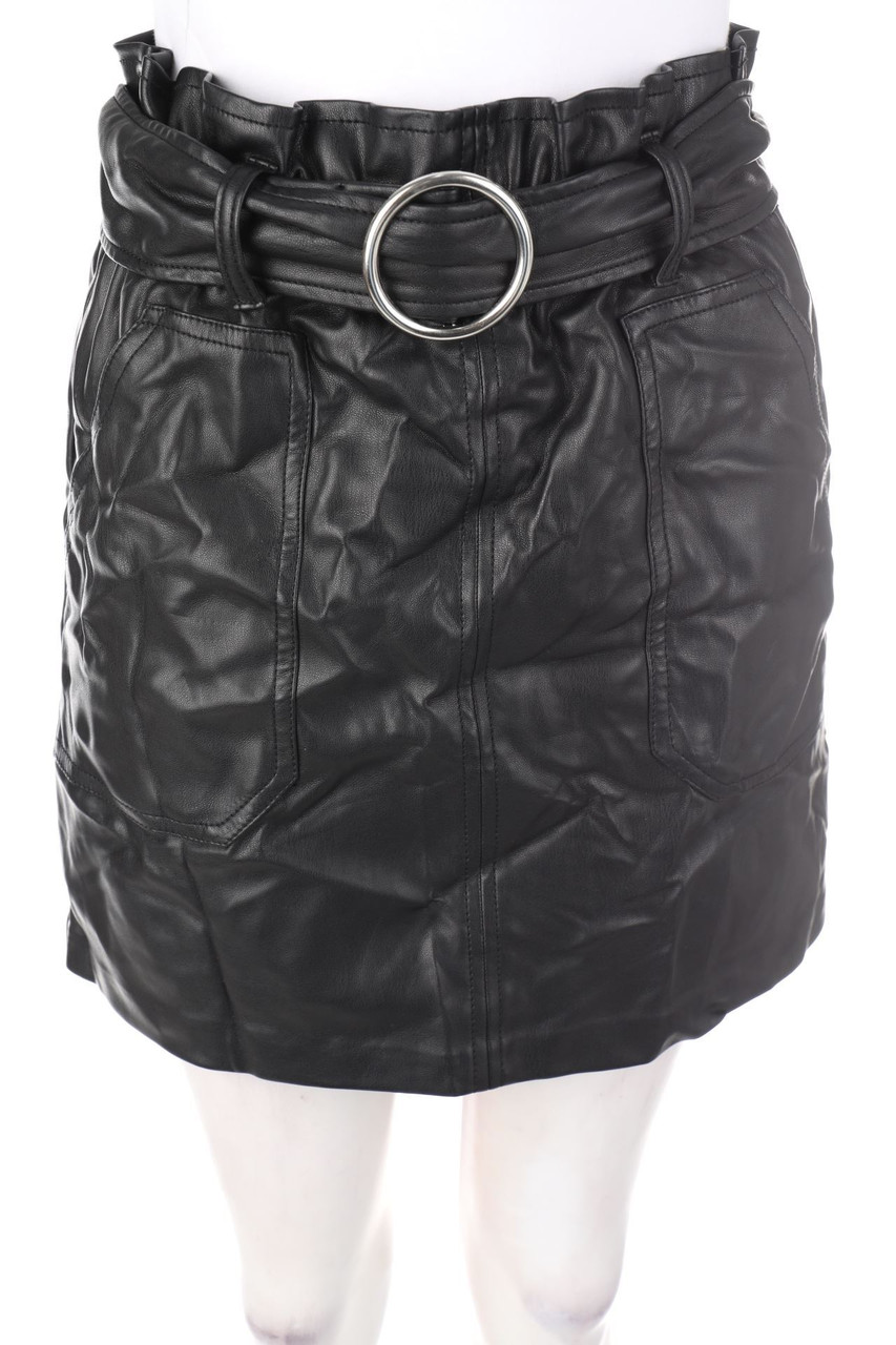ZARA TRF - faux leather mini-skirt with Belt - S