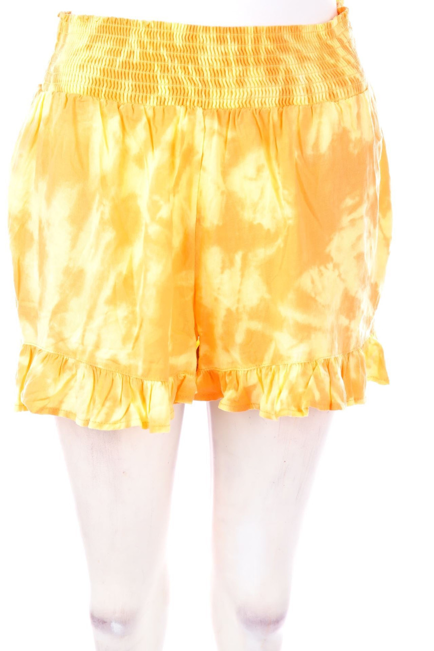 CLOCKHOUSE by C&A - BatikShorts with Volants - D 38