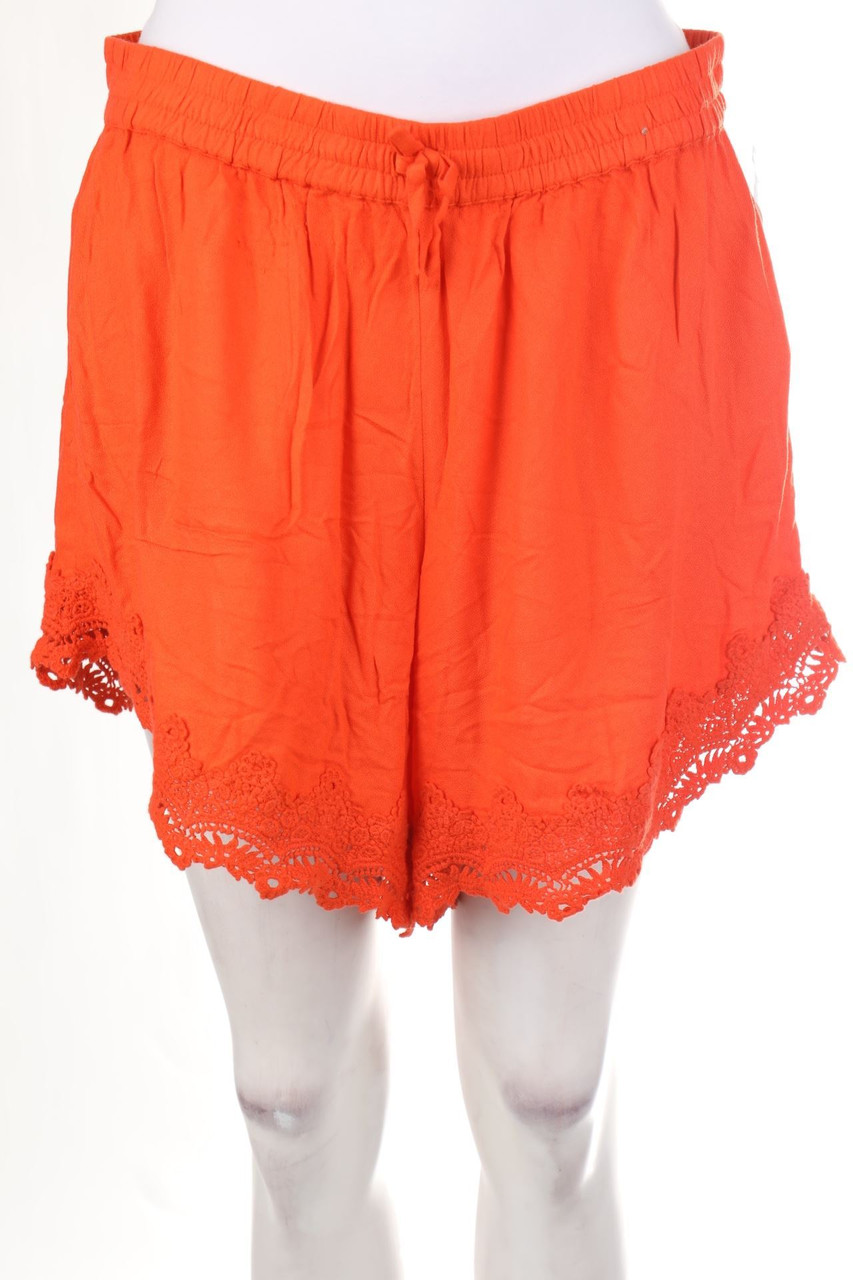 CLOCKHOUSE by C&A - Shorts with Lace - D 42