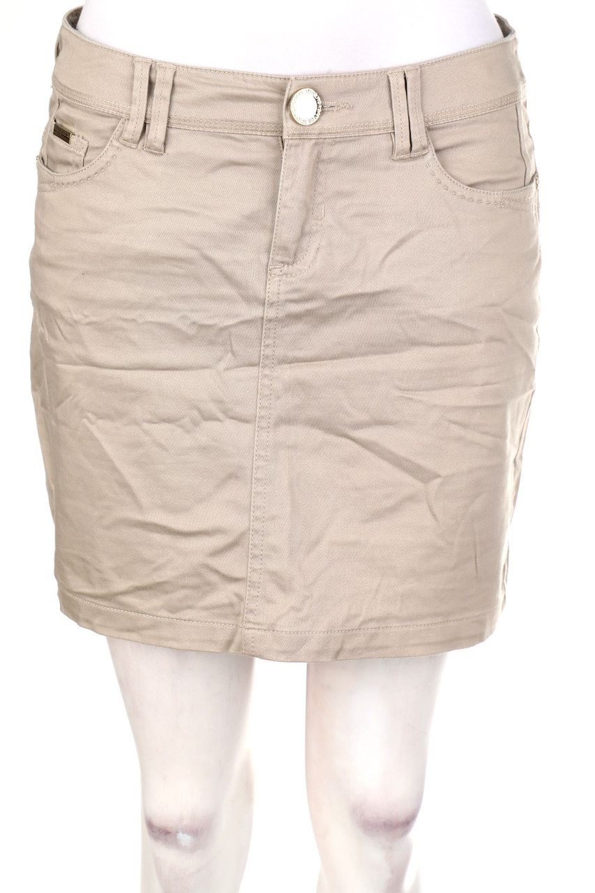 MORGAN - Skirt with Logo Plaque - M