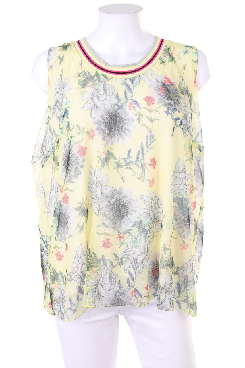 SuZa - Top with Flower Print - M