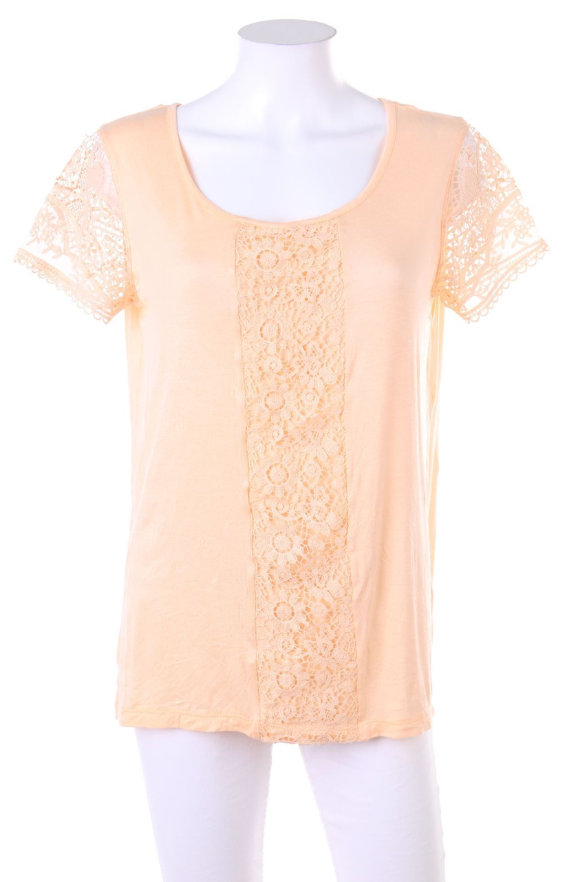 Janina - Kurzarm-Shirt mit Spitzen-Einsatz - D 40