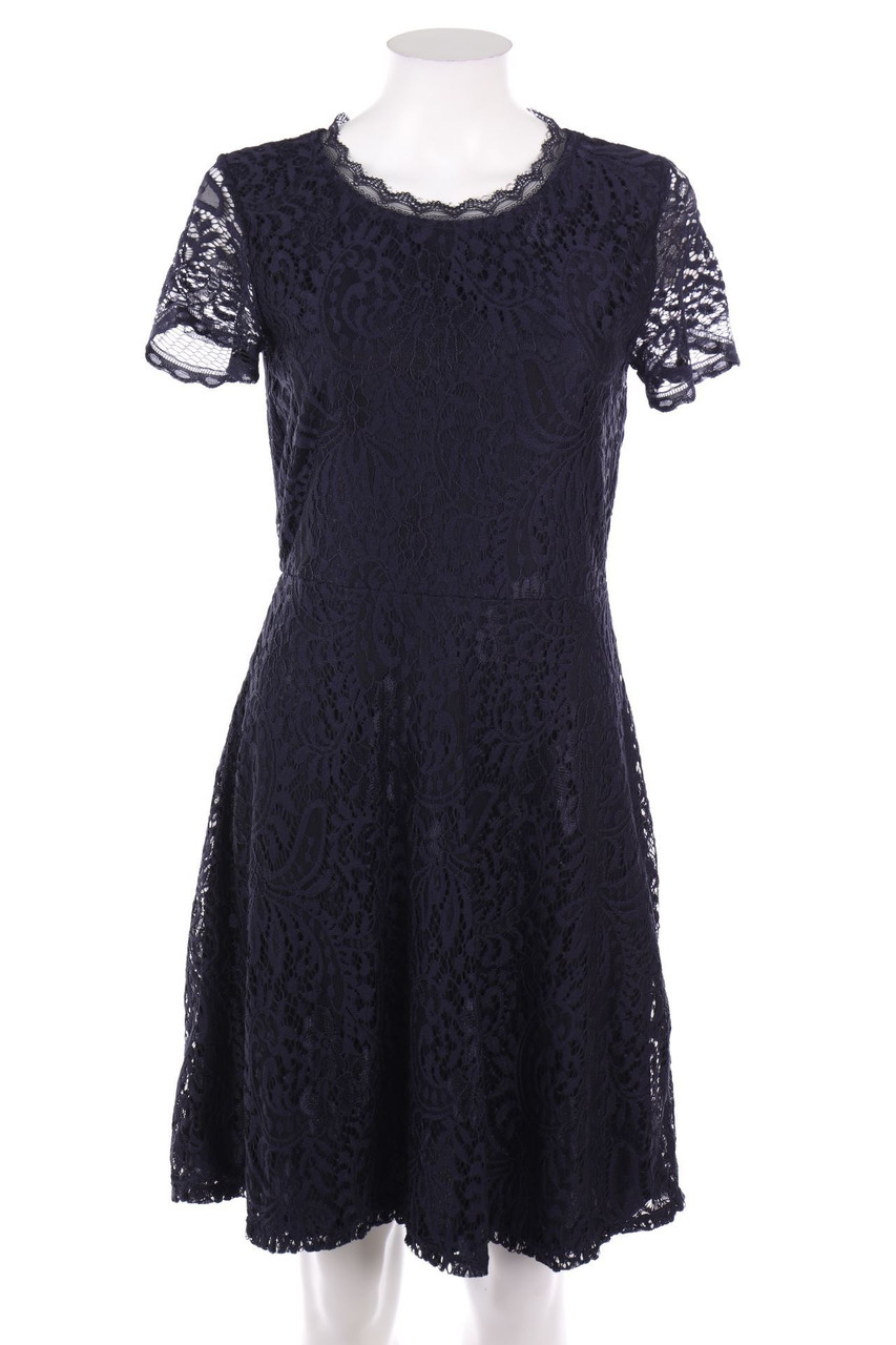 ONLY - Abendkleid aus Spitze mit Rückenausschnitt - D 38