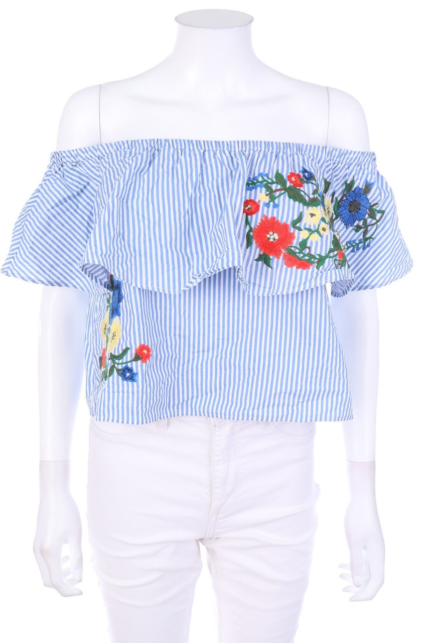 Bershka - Boho-Off-the-shoulder blouse with Embroideries - S