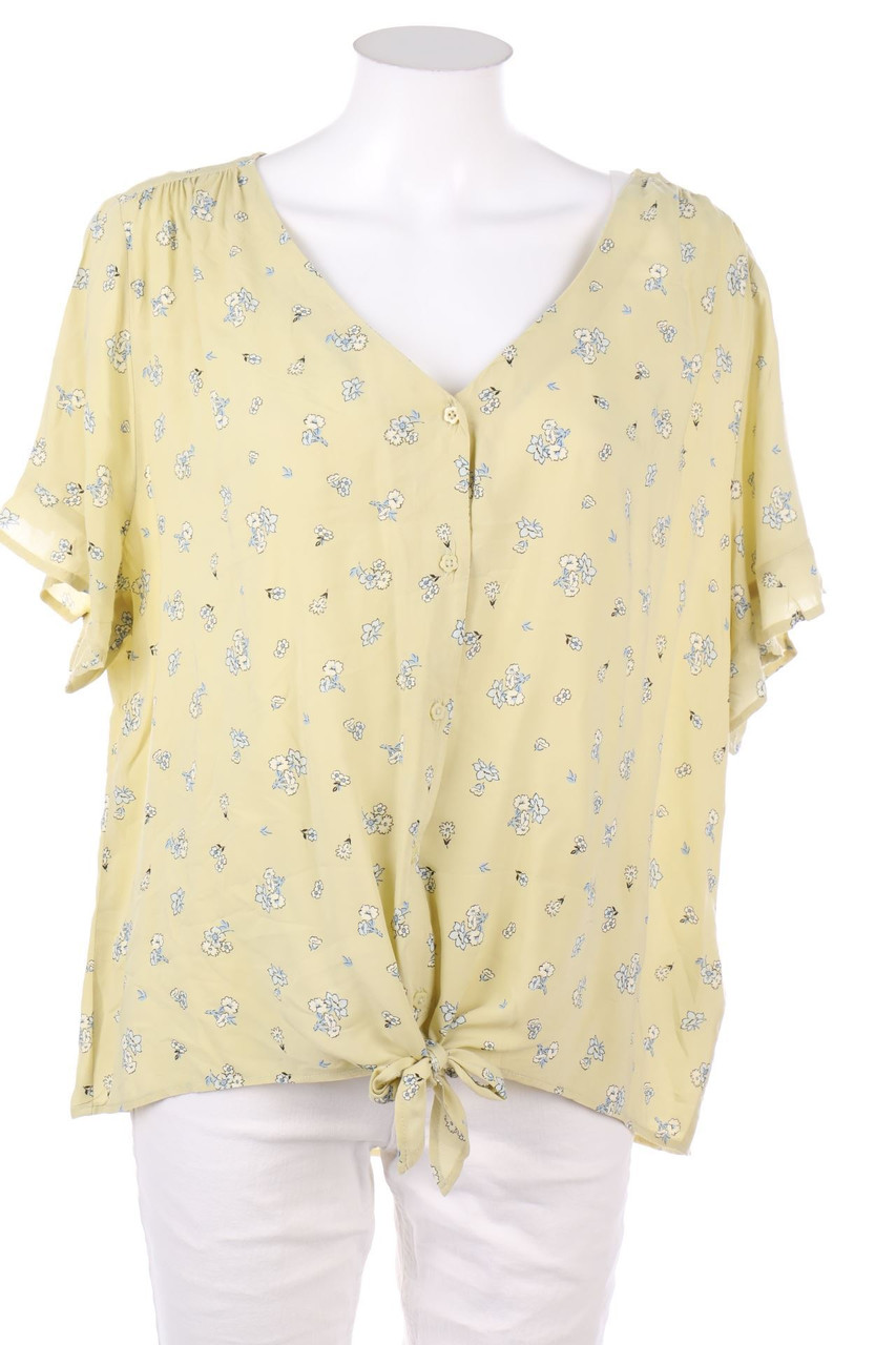 C&A - Shortsleeve Blouse with Flower Print - D 48