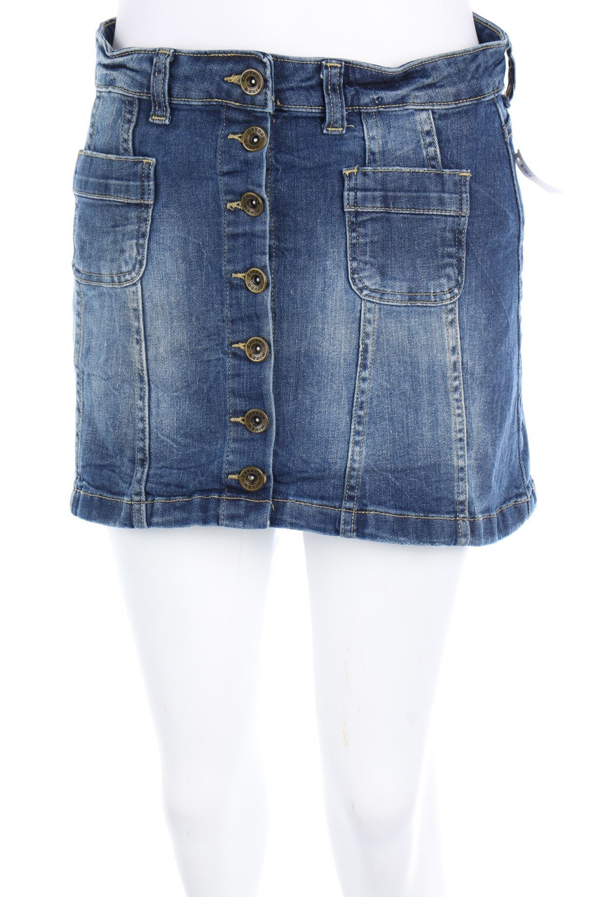 CREEKS - Y2K-Denim Mini Skirt with Patch Pockets - D 38