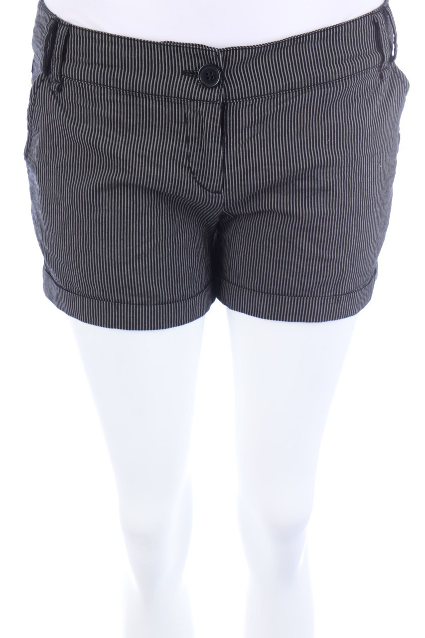C&A - Hotpants with Stripes - D 36